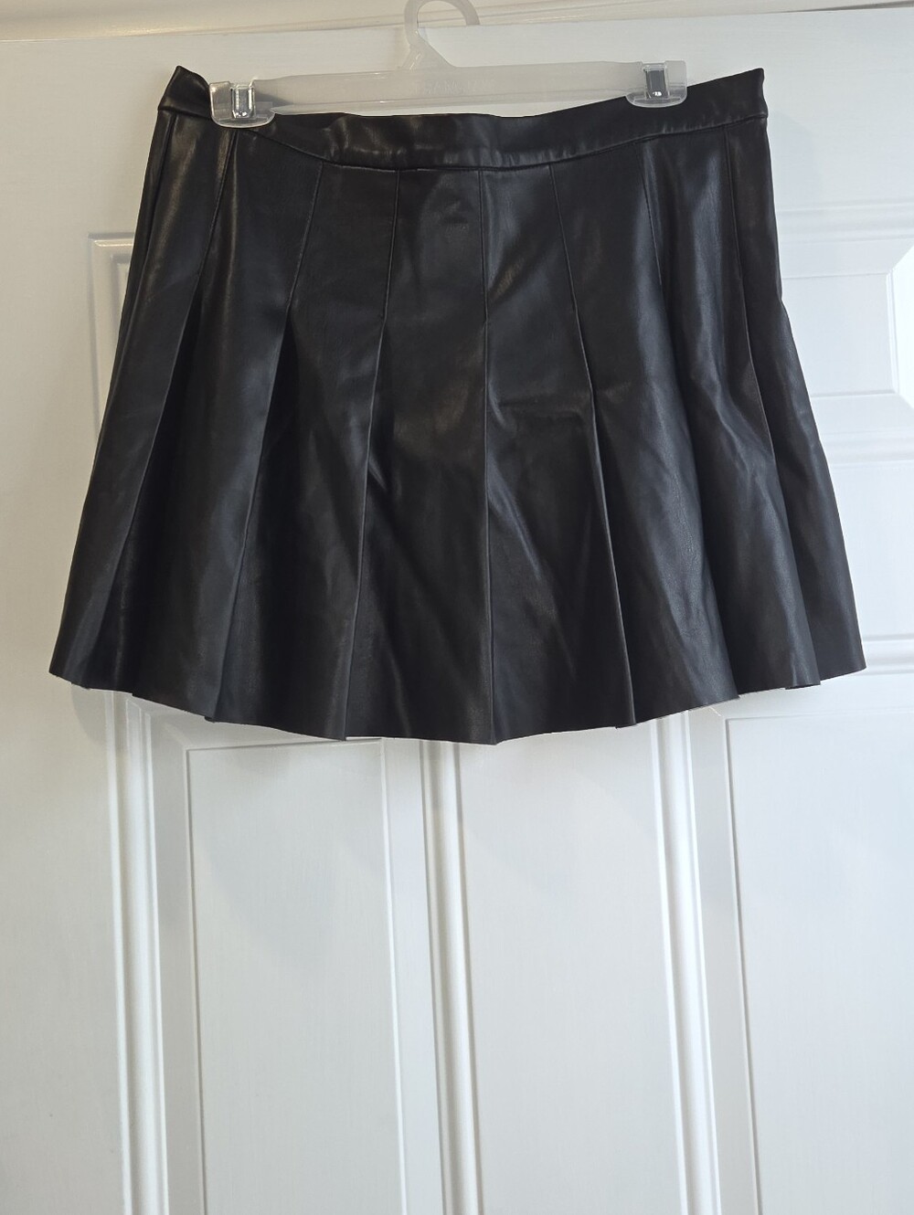 Garage Black Pleated Faux Leather Mini Skirt Large